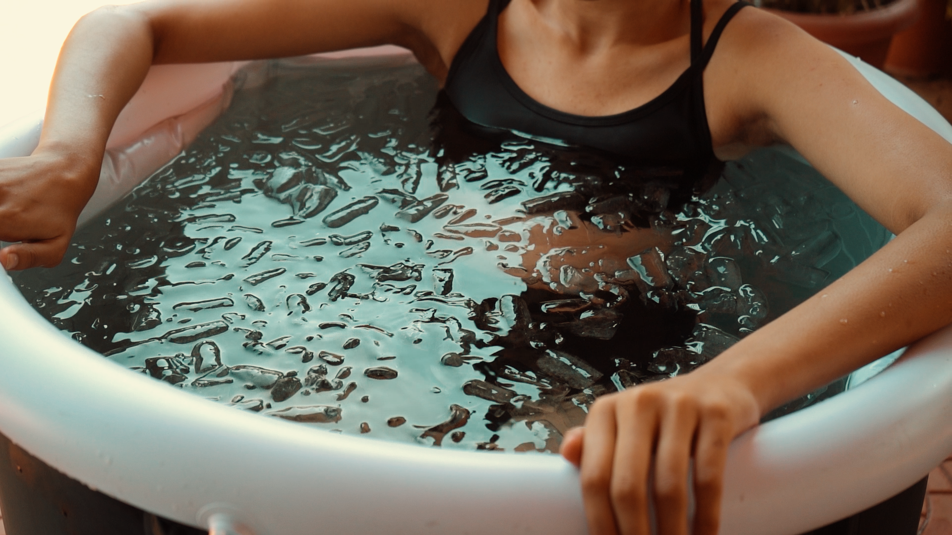 Mental Strength & Resilience - Can Ice Water Immersion Therapy Help?